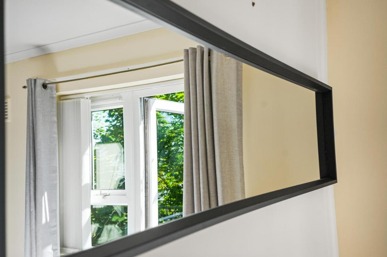 Stay In Cardiff Cathay'S Terrace Apartment Exterior photo